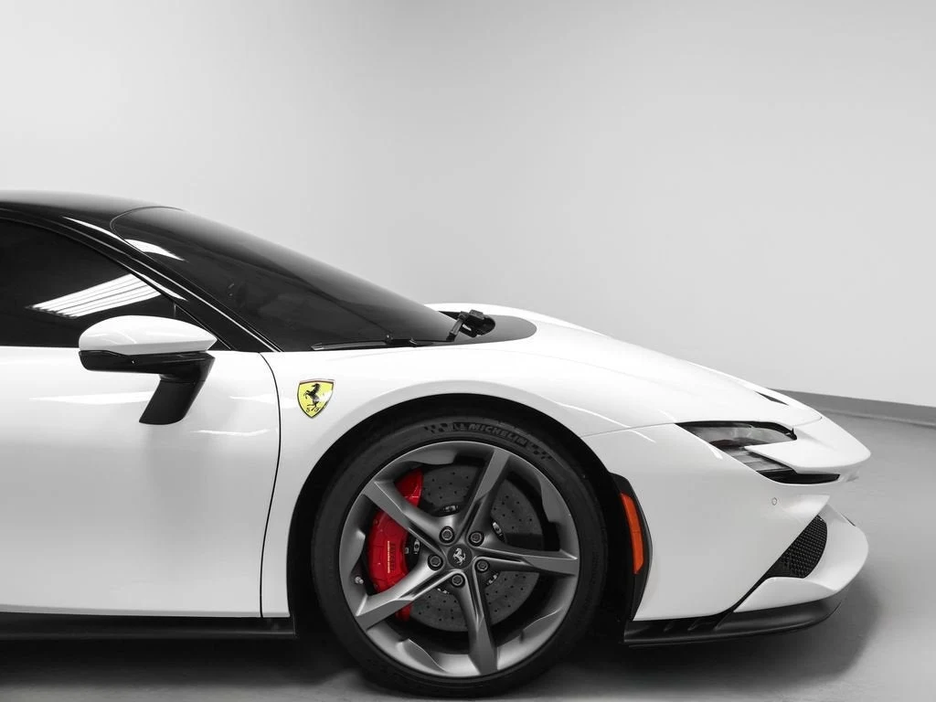 2021 Ferrari SF90 Stradale, 11/20