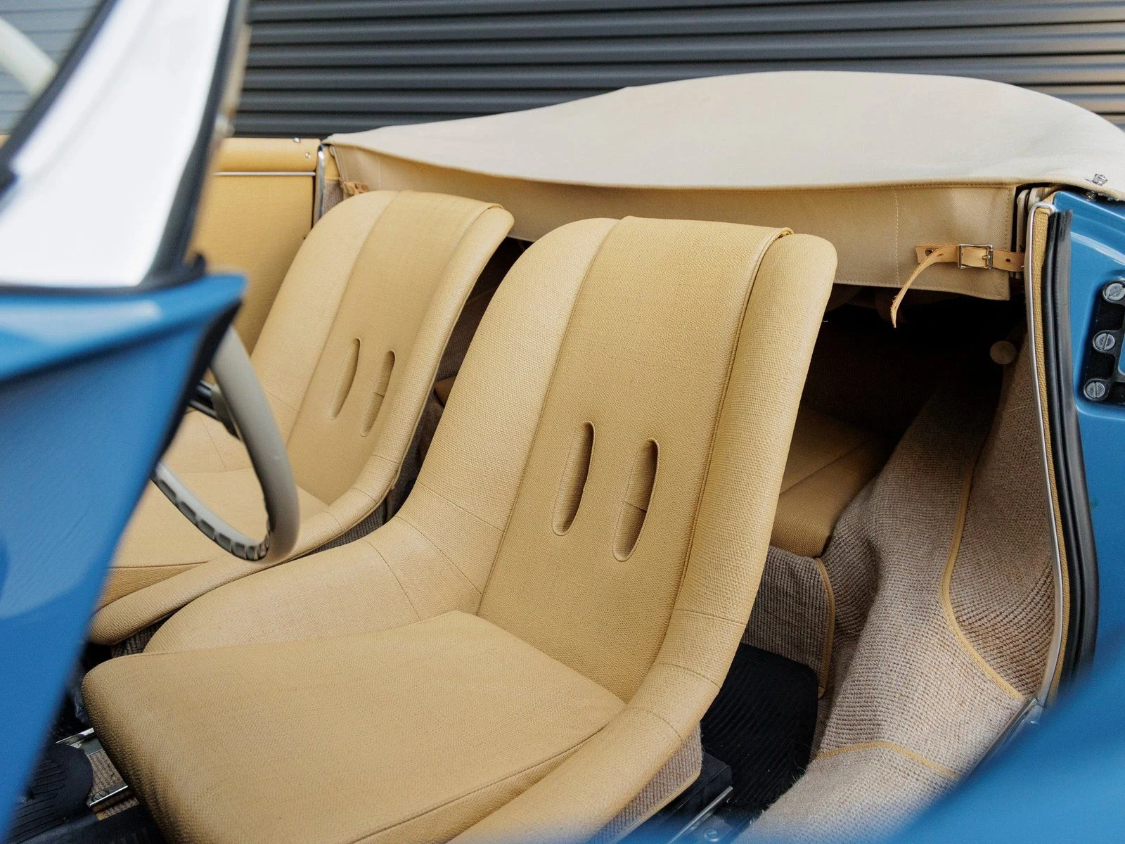 1955 Porsche 356 Speedster, 5/20