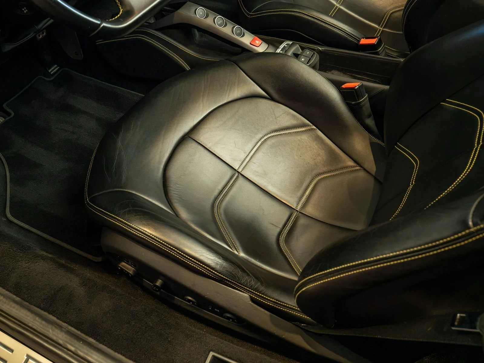 2018 Ferrari 488 Spider, 12/20