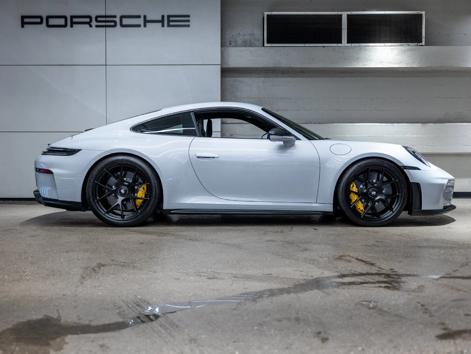 2026 Porsche 911 GT3 Touring (992.2), 9/20