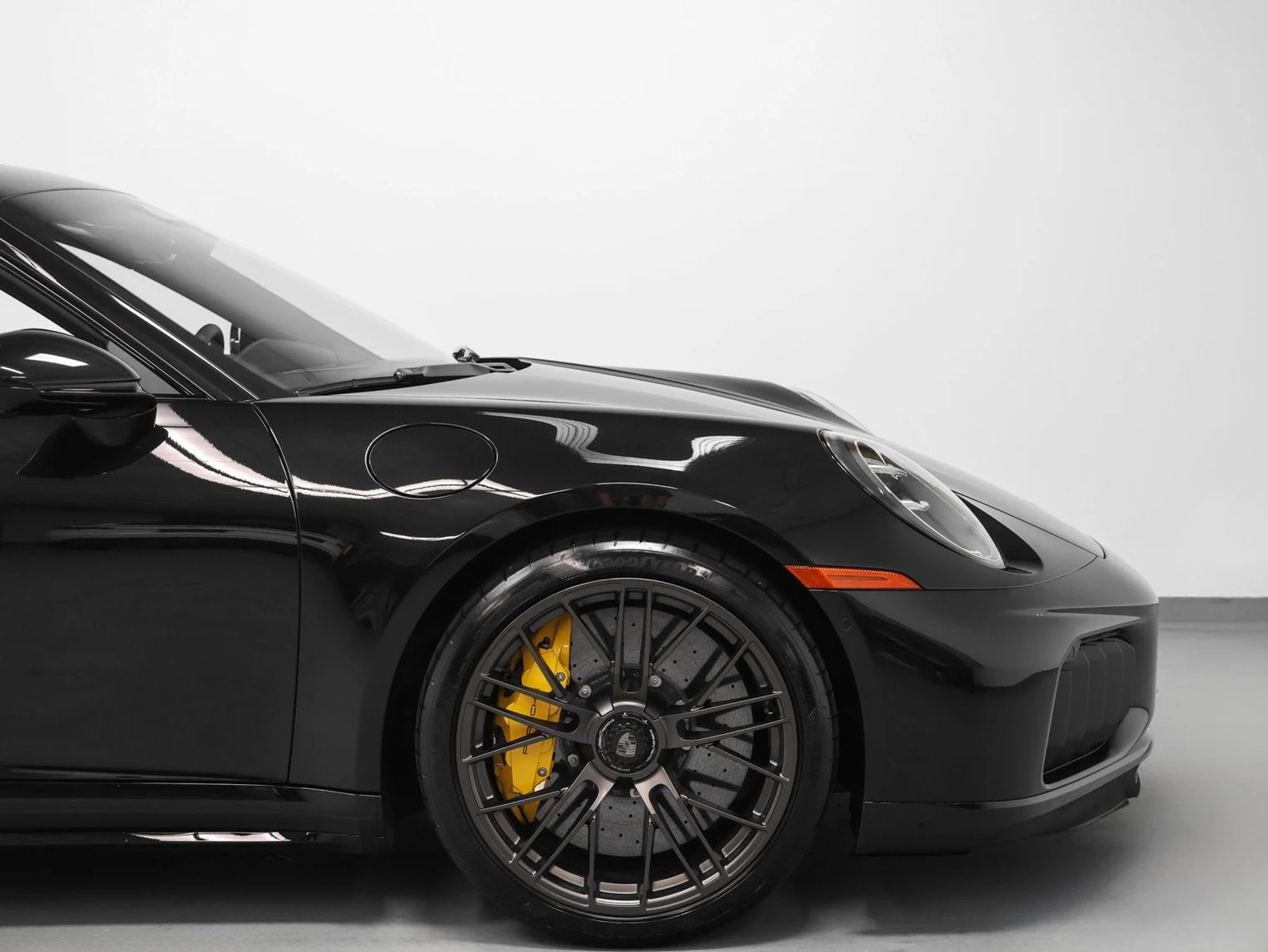 2026 Porsche 911 Turbo S (992.2), 16/20