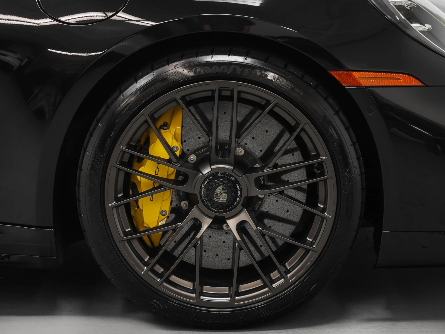 2026 Porsche 911 Turbo S (992.2), 17/20