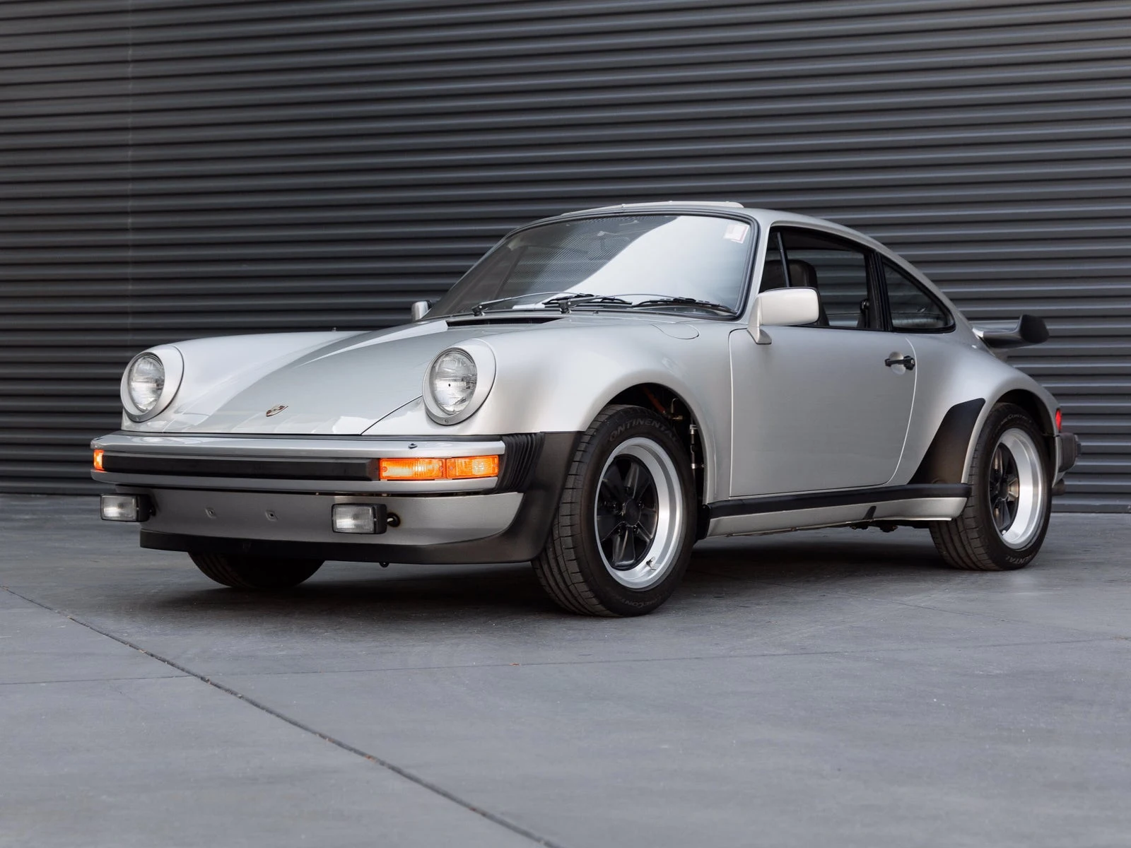 Porsche 911 Turbo (930) · Silver Metallic · Indigo Auto Group