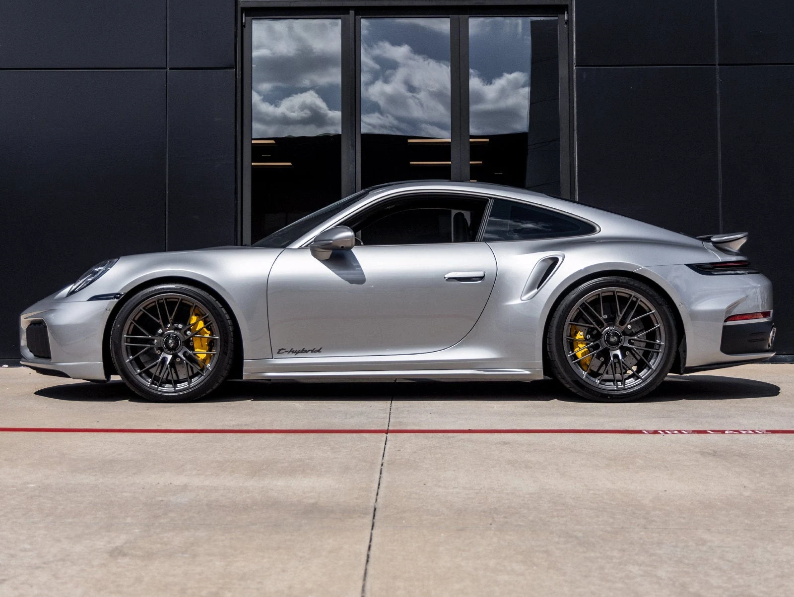 2026 Porsche 911 Turbo S (992.2), 2/20