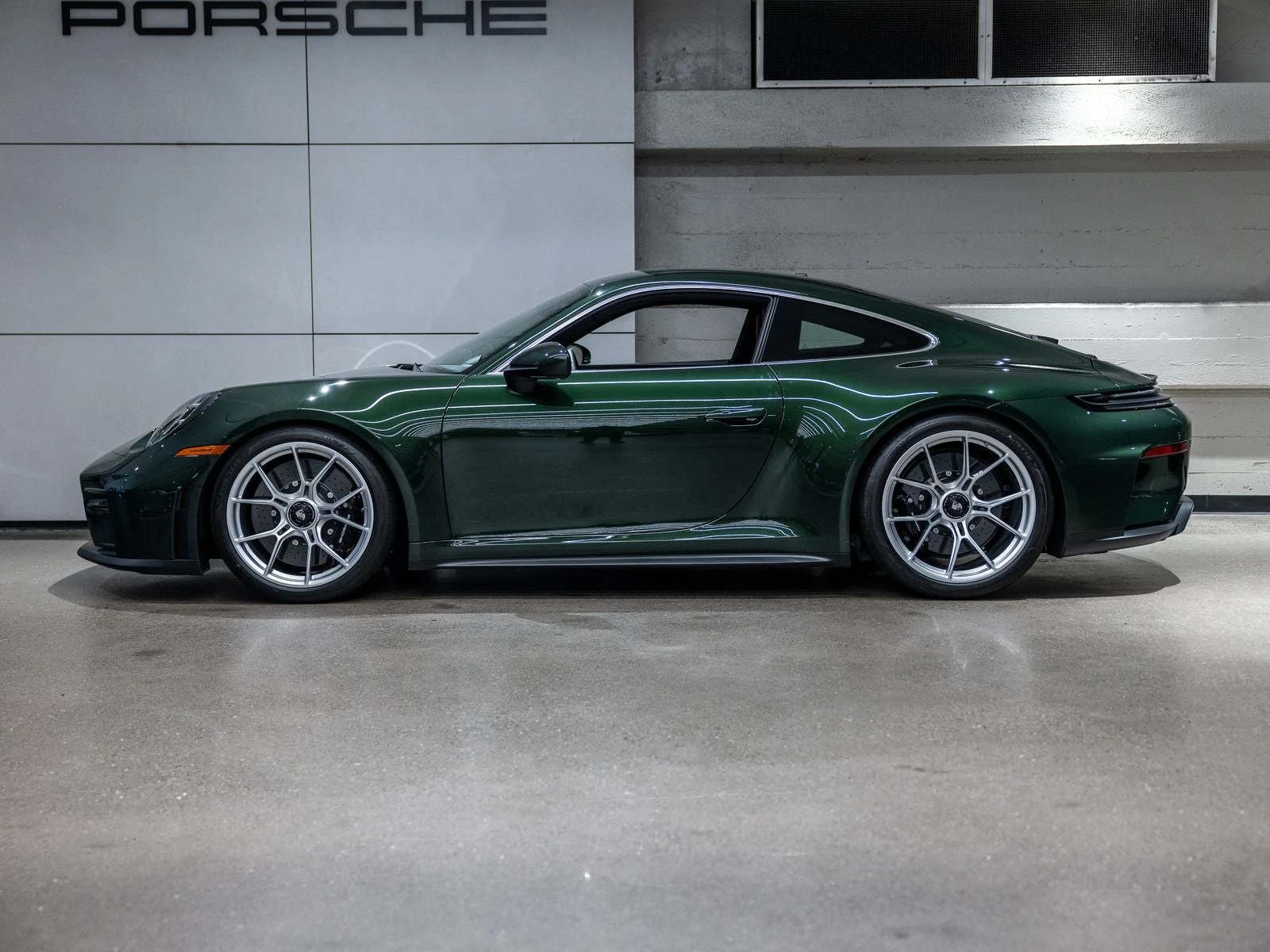 2026 Porsche 911 GT3 Touring (992.2), 2/20