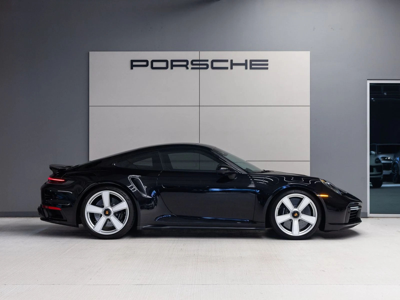 2025 Porsche 911 Turbo 50 Years, 8/20