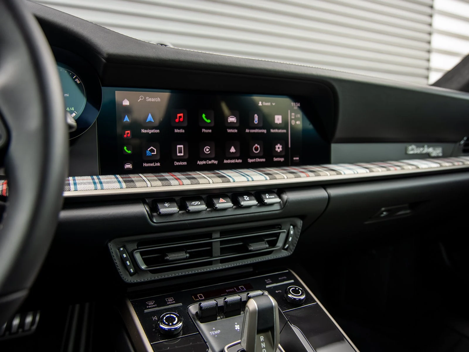 2025 Porsche 911 Turbo 50 Years, 16/20
