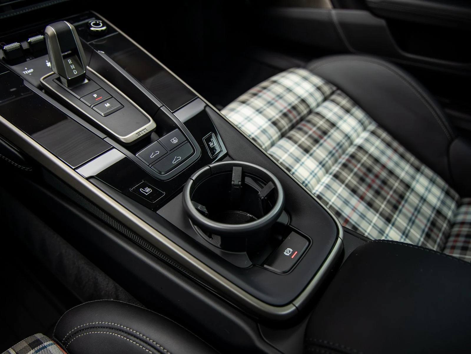2025 Porsche 911 Turbo 50 Years, 19/20
