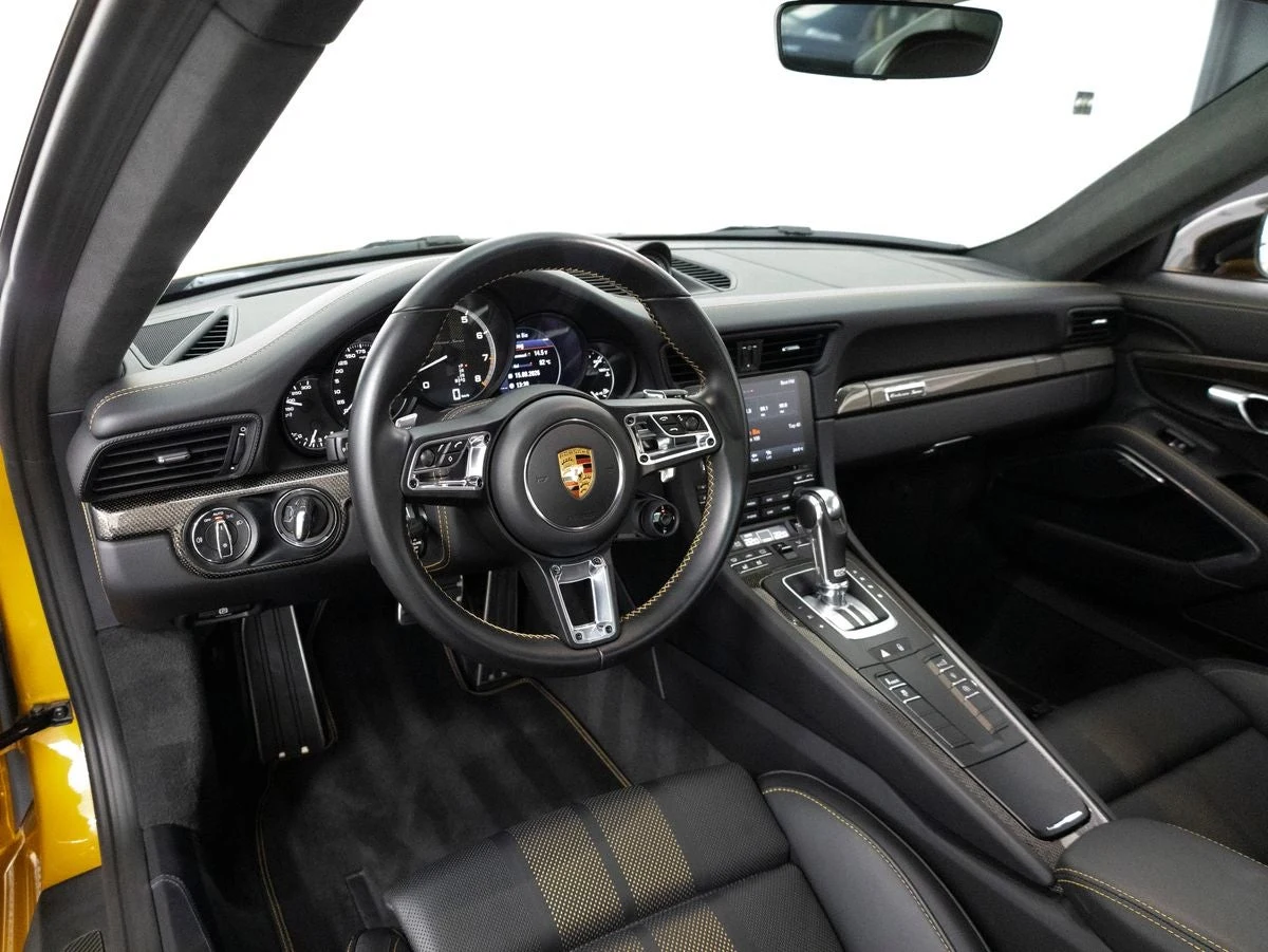2018 Porsche 911 Turbo S Exclusive Series, 4/20