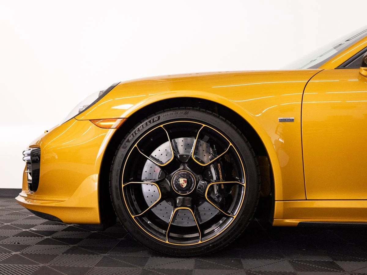 2018 Porsche 911 Turbo S Exclusive Series, 13/20