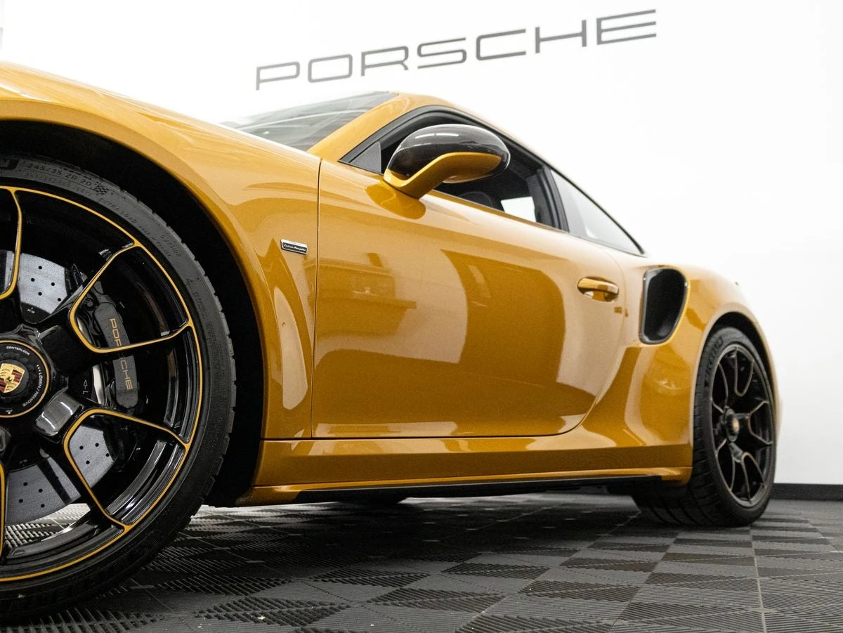 2018 Porsche 911 Turbo S Exclusive Series, 15/20
