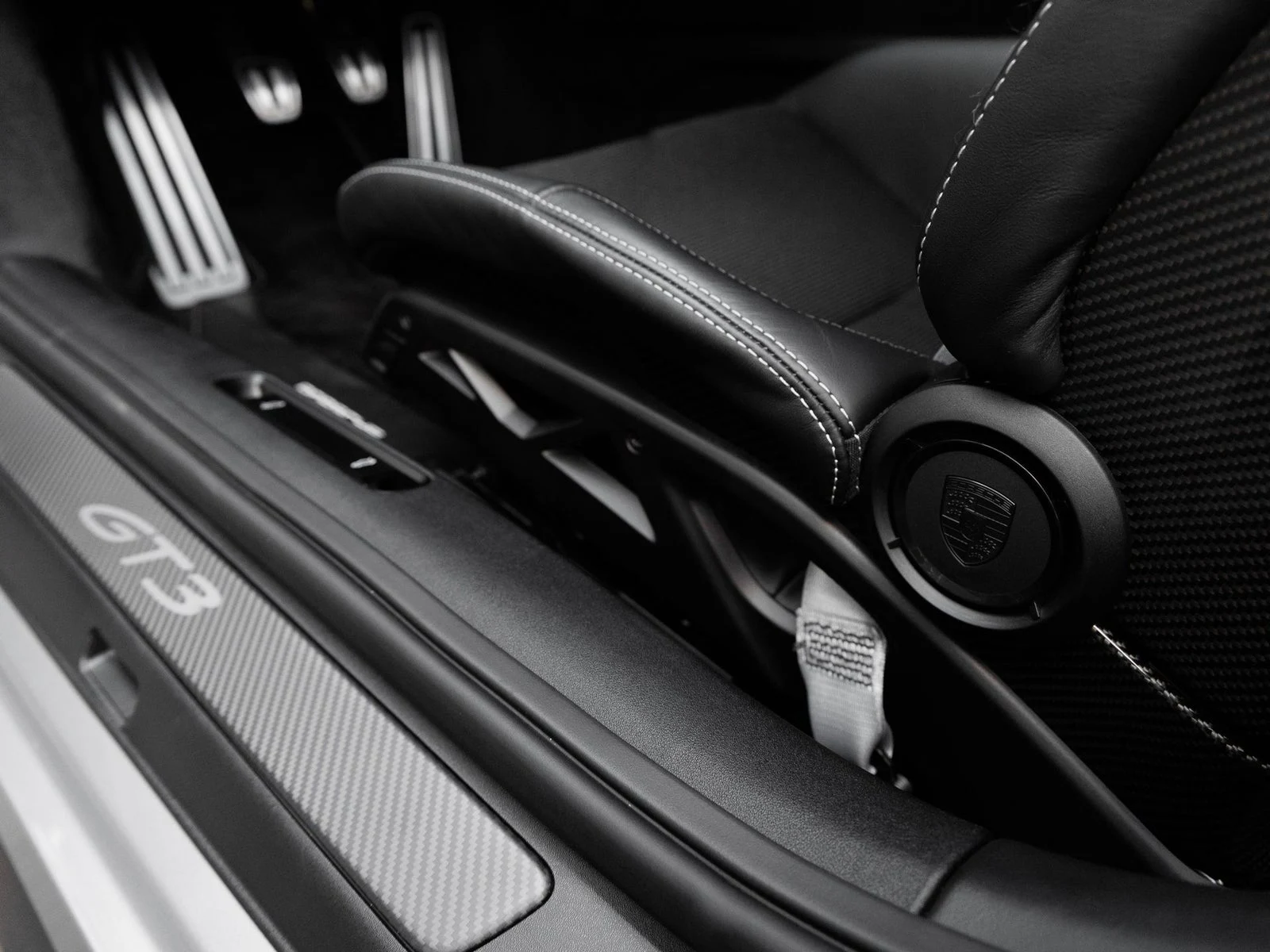 2026 Porsche 911 GT3 Touring (992.2), 16/20