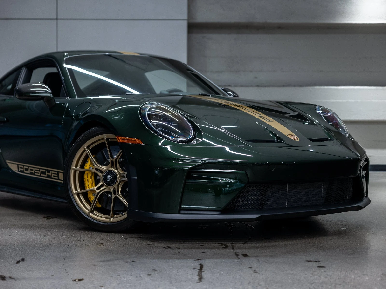 2025 Porsche 911 GT3 Touring (992.2), 16/20