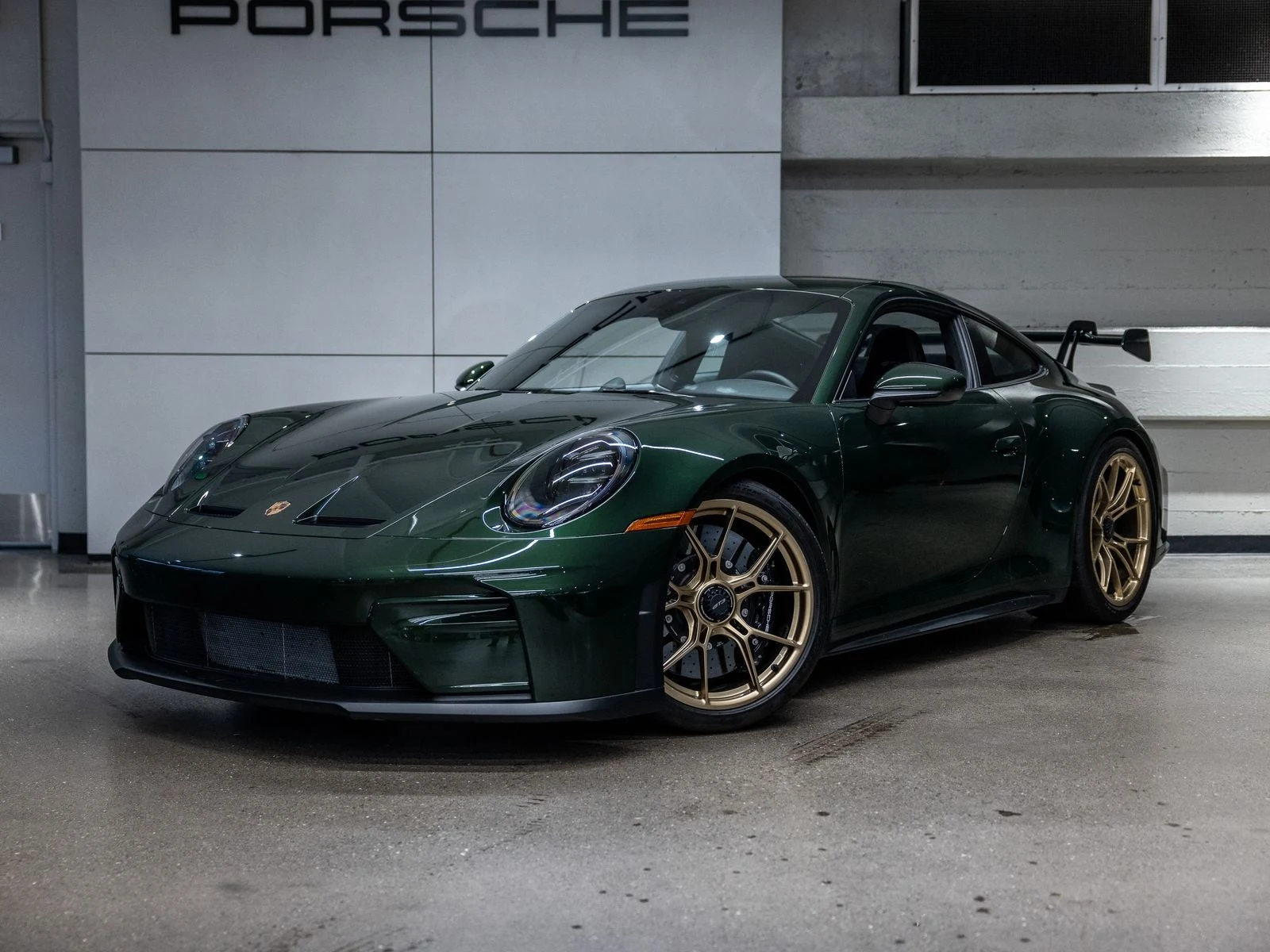 Porsche 911 GT3 (992.2) · Oak Green Metallic Neo · Indigo Auto Group