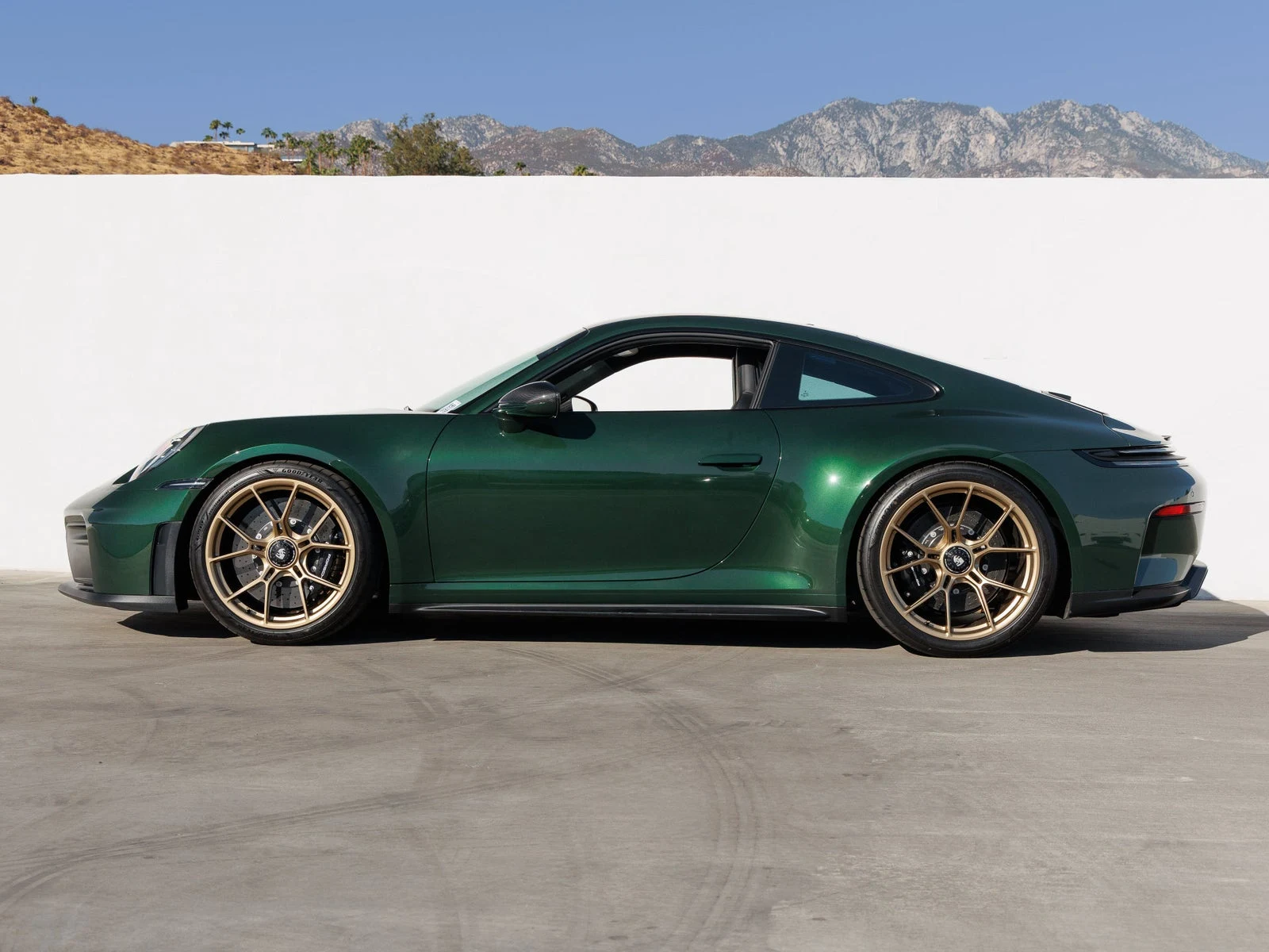 2026 Porsche 911 GT3 Touring (992.2), 2/20