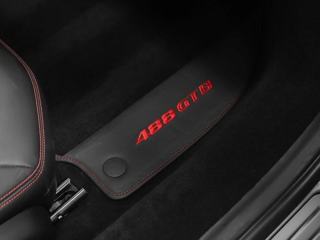 2018 Ferrari 488 GTB, 19/20