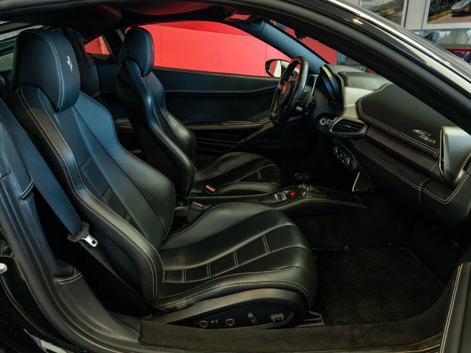 2014 Ferrari 458 Italia, 18/20