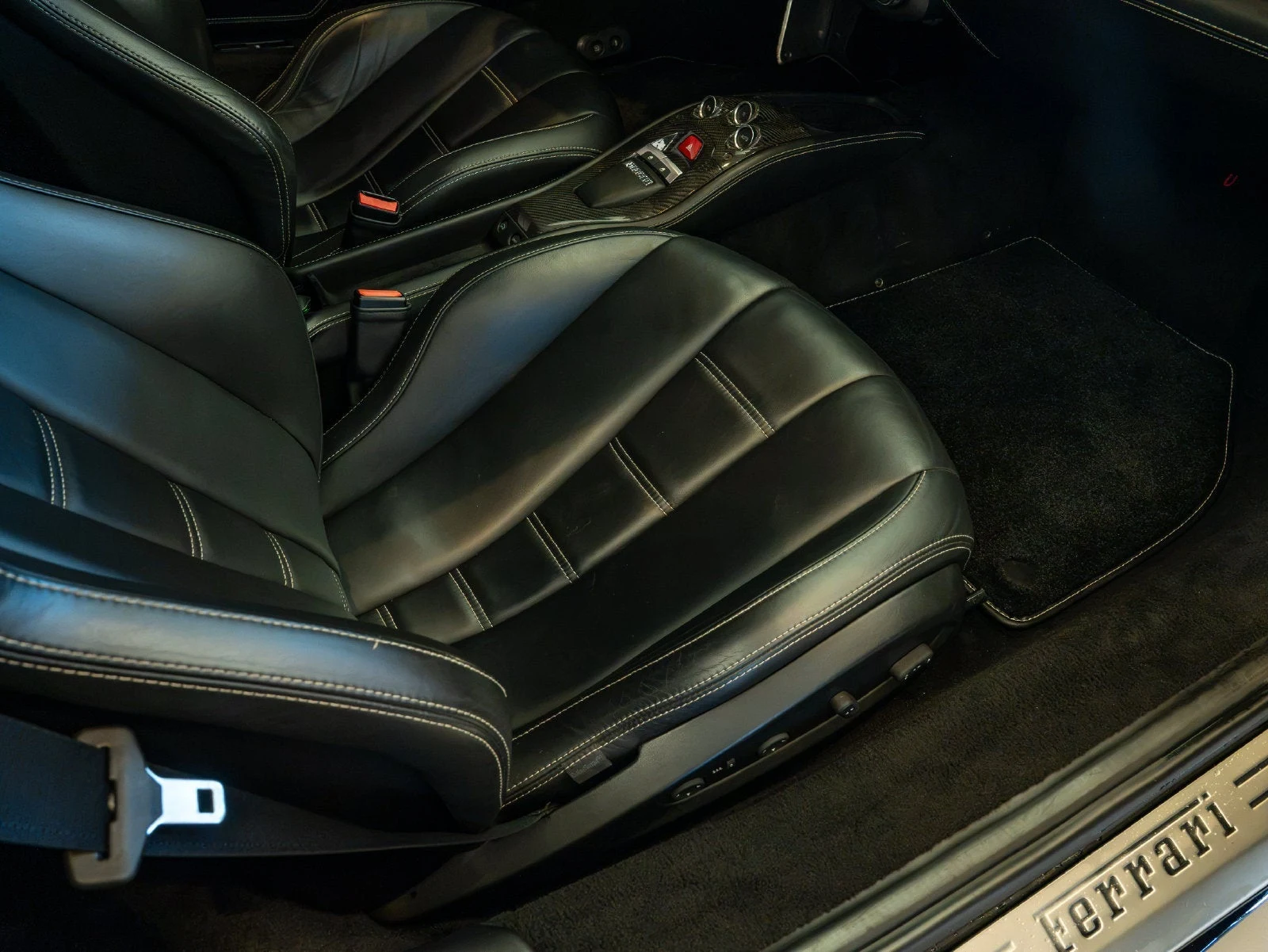 2014 Ferrari 458 Italia, 20/20