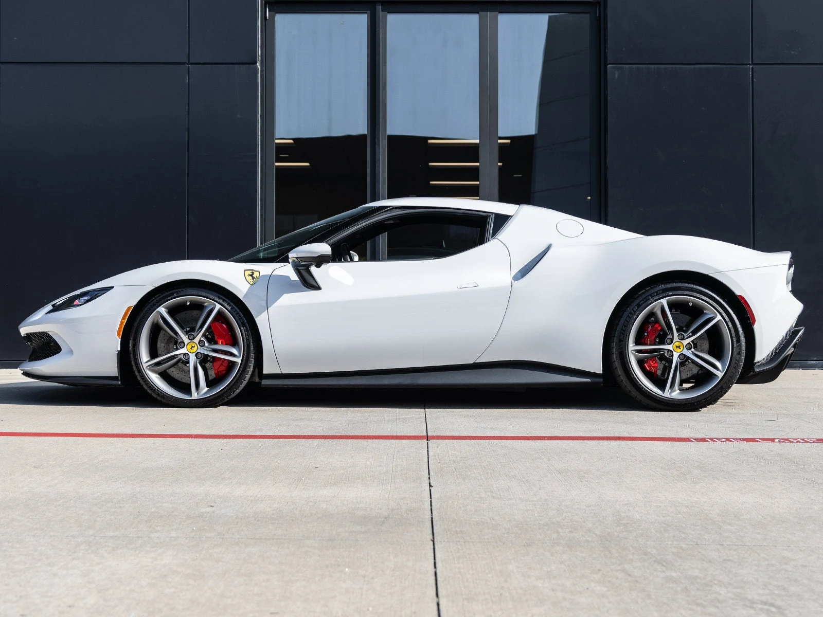 2022 Ferrari 296 GTB, 9/20