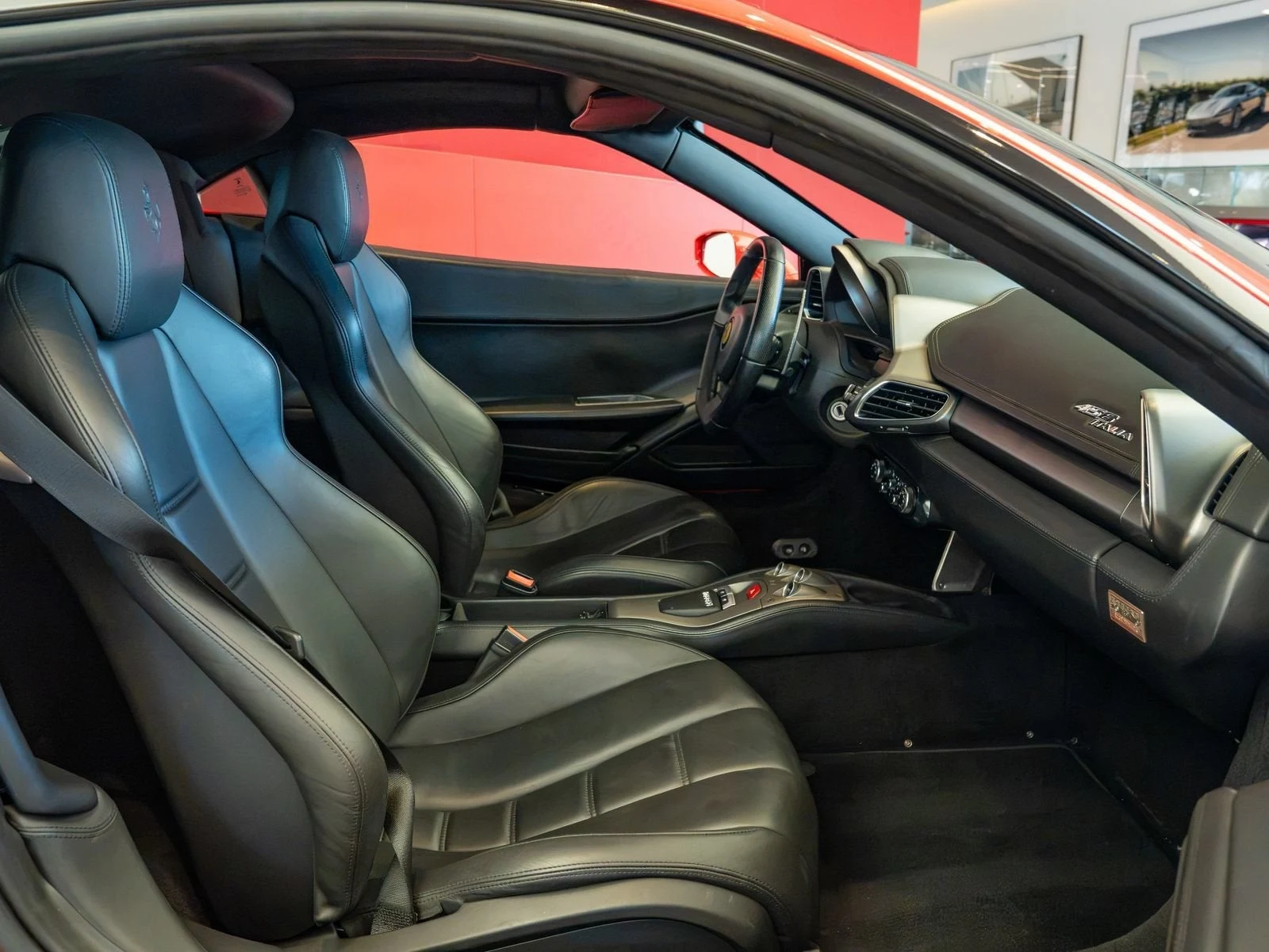 2010 Ferrari 458 Italia, 18/20