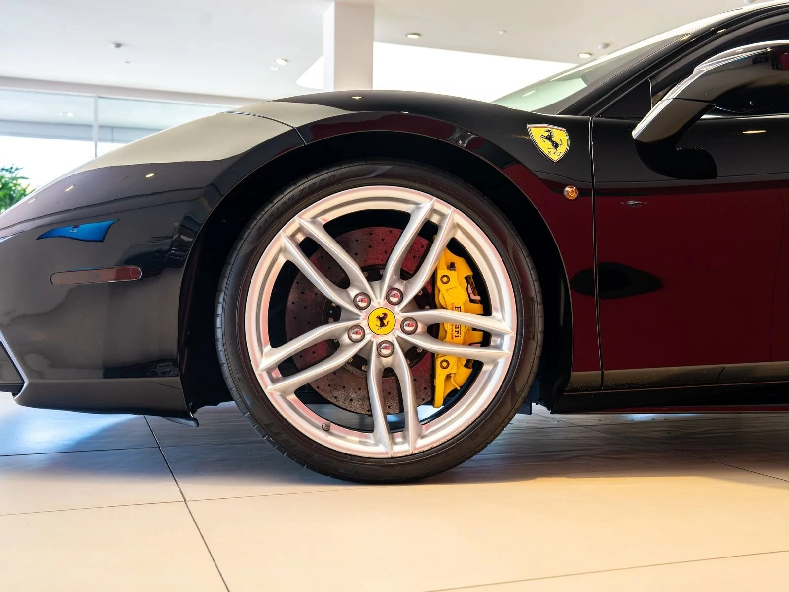 2016 Ferrari 488 GTB, 3/20