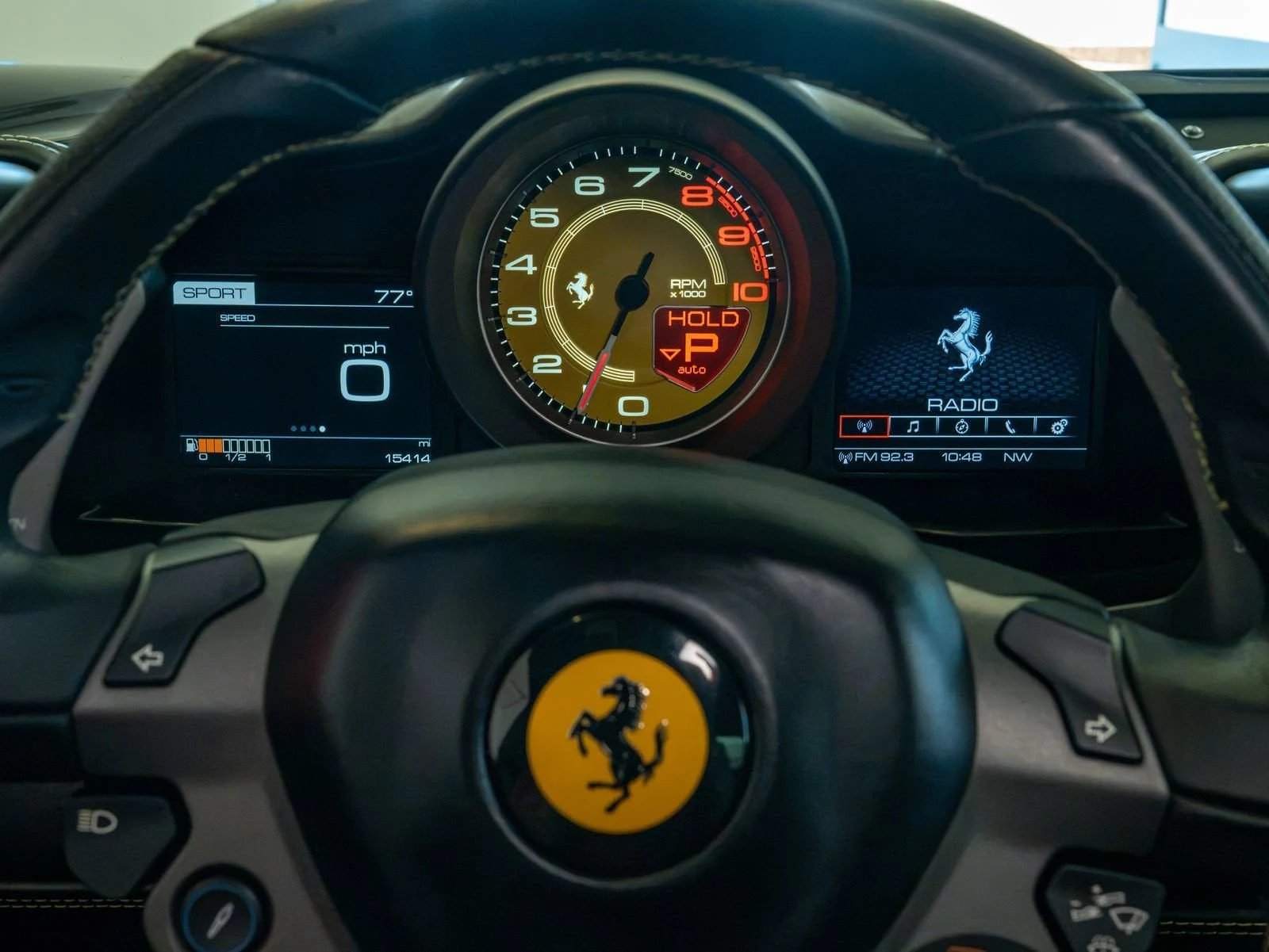 2016 Ferrari 488 GTB, 13/20