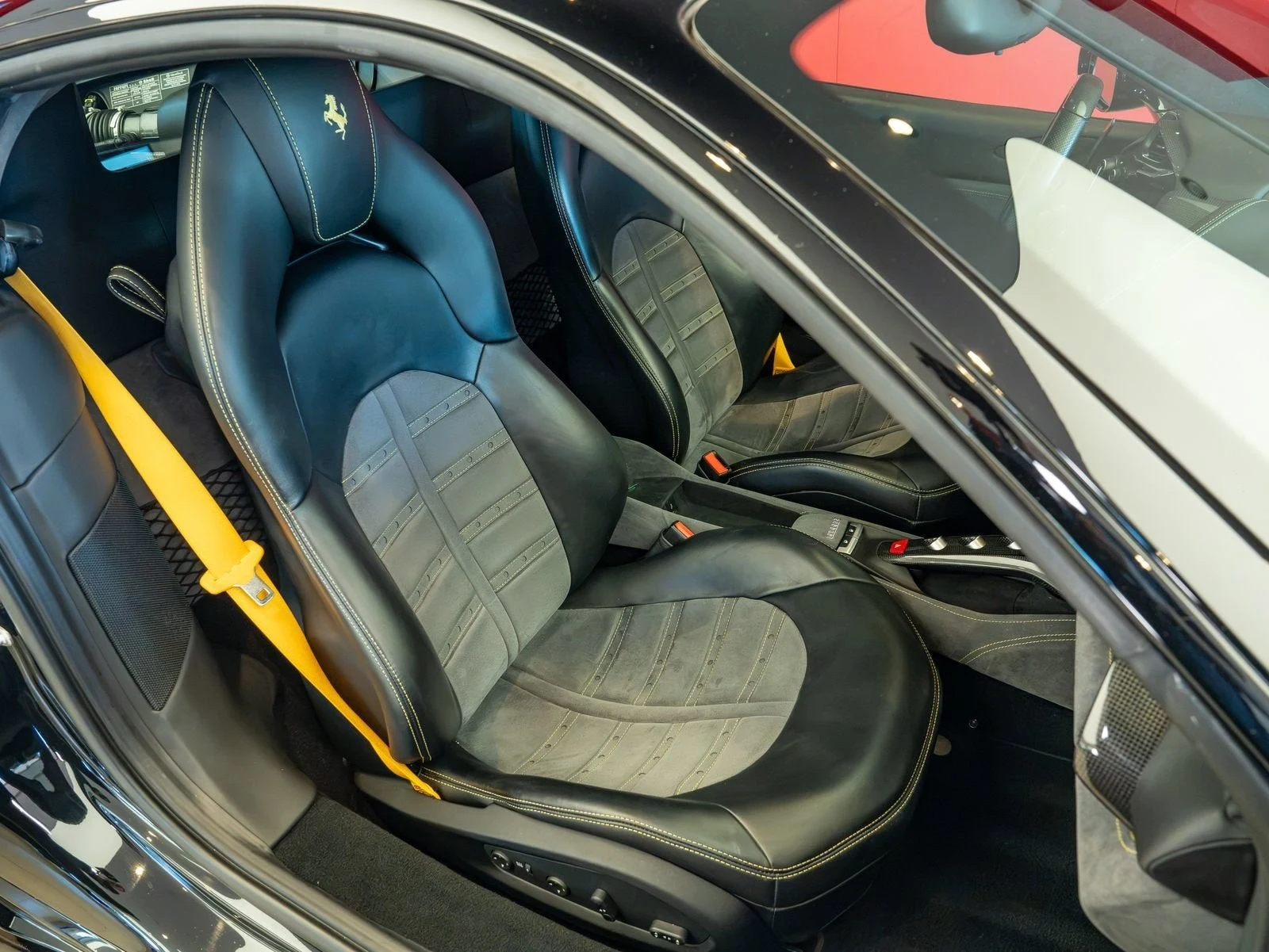 2018 Ferrari 488 GTB, 19/20