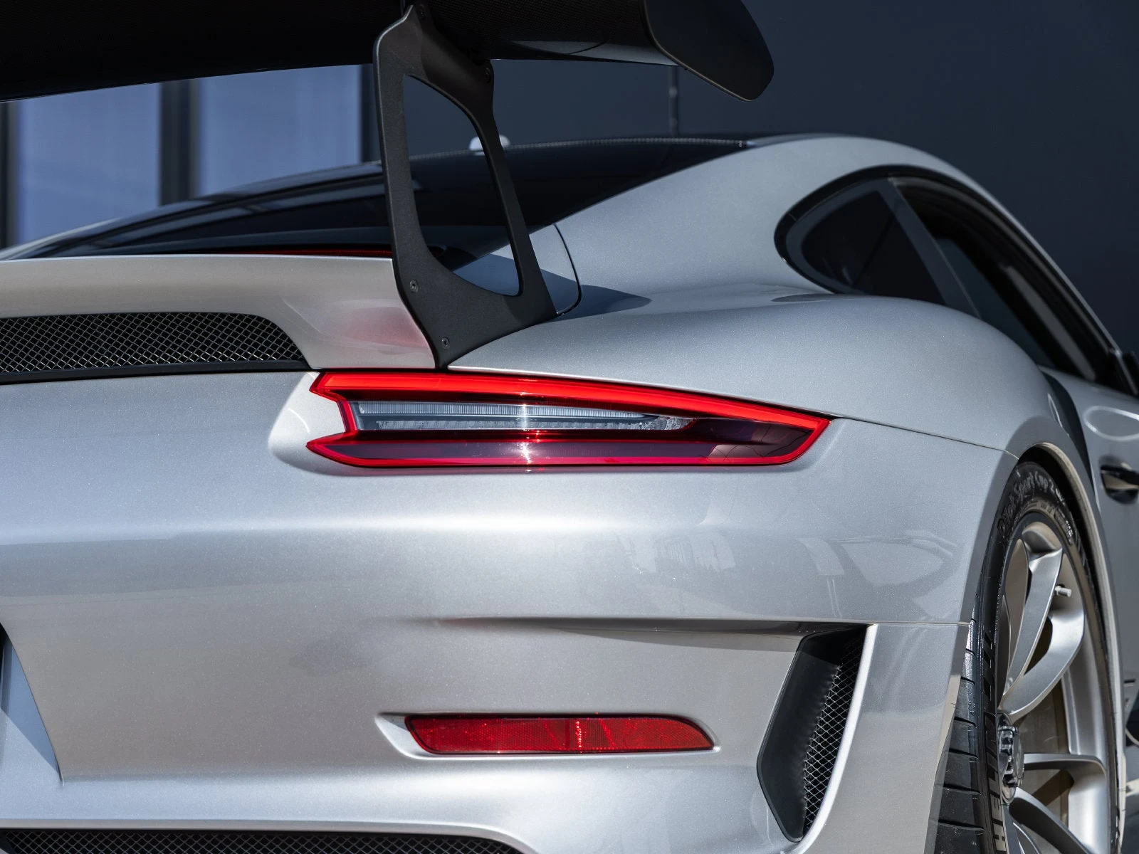 2019 Porsche 911 GT3 RS (991.2), 19/20
