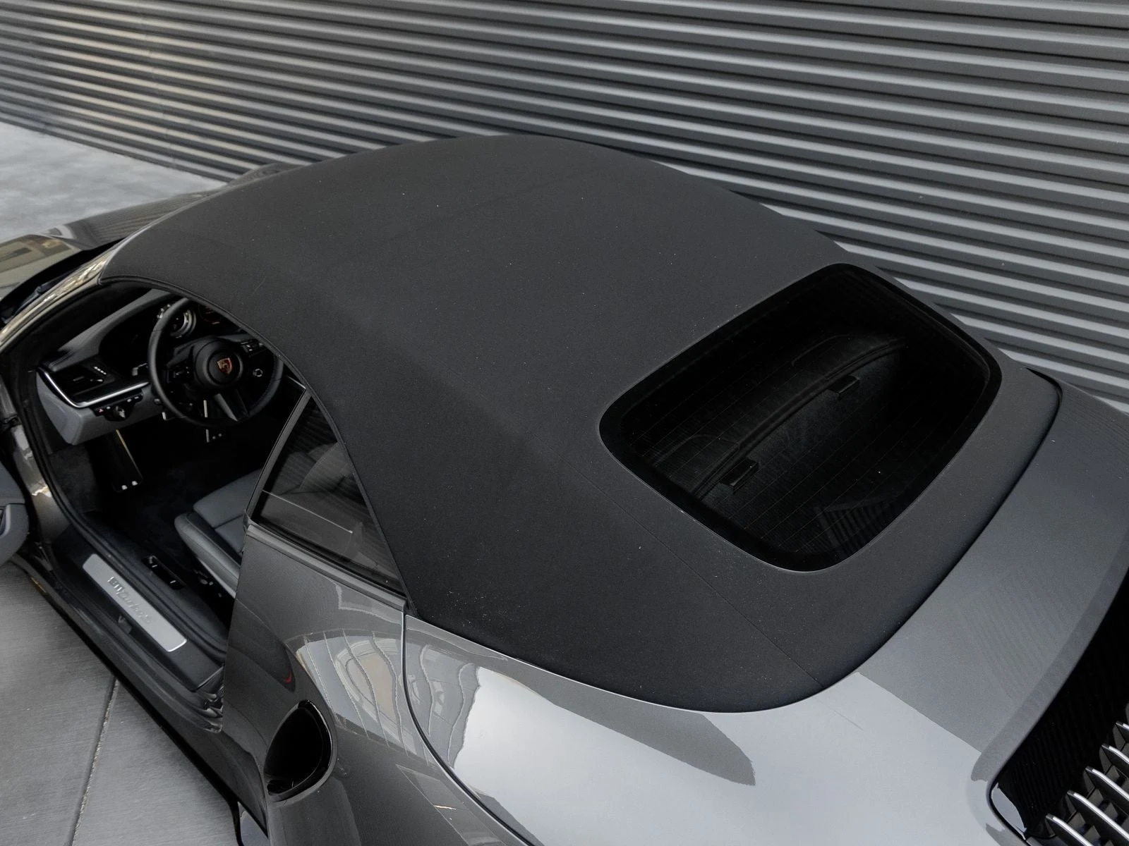 2024 Porsche 911 Turbo S Cabriolet (992.1), 13/20