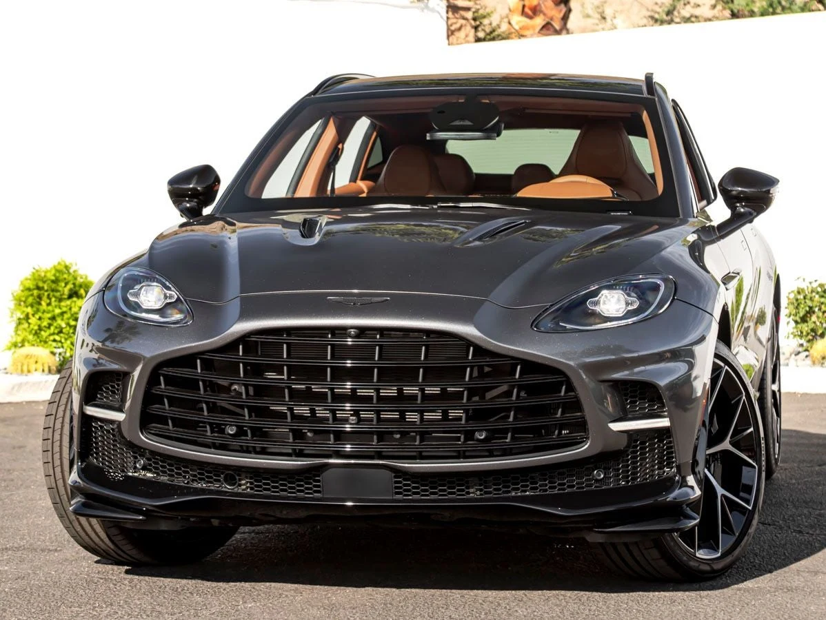 Aston Martin DBX707 (2024 Update) · Magnetic Silver · Indigo Auto Group
