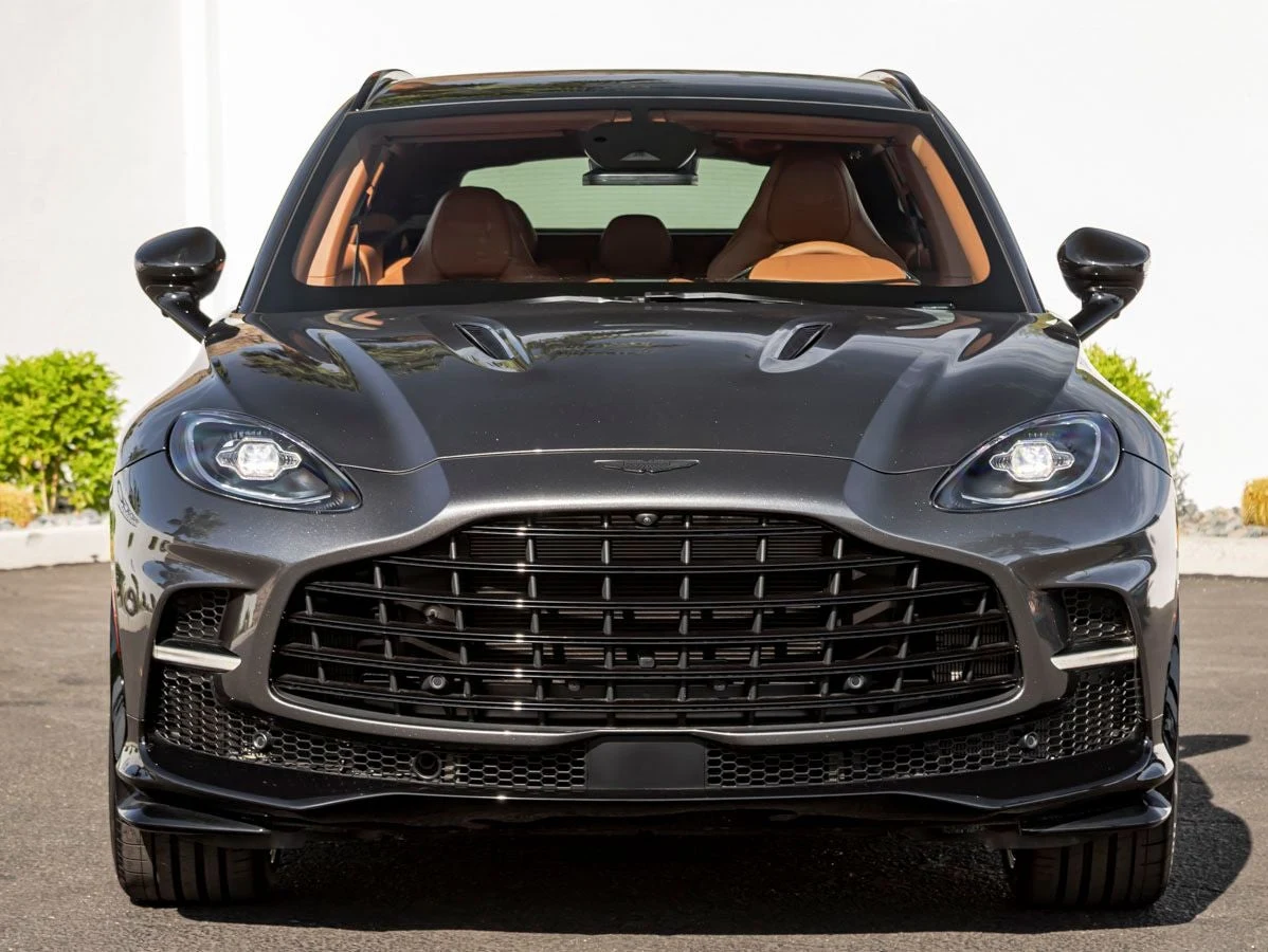 2026 Aston Martin DBX707 (2024 Update), 3/20