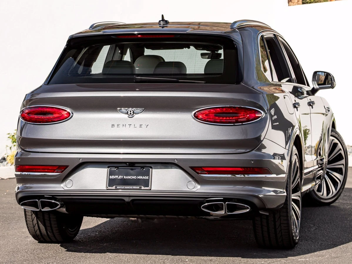 2026 Bentley Bentayga Azure V8, 9/20