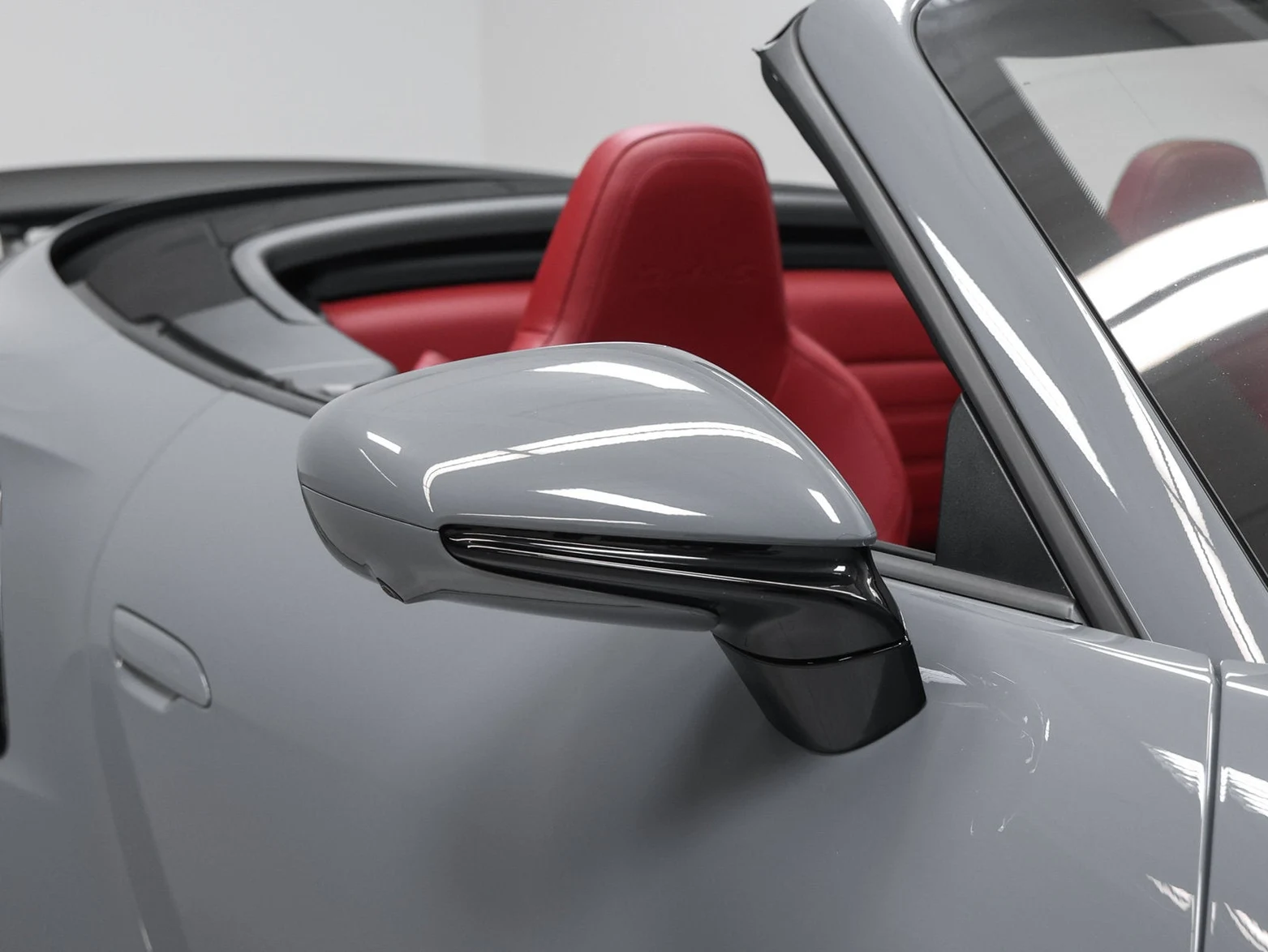 2024 Porsche 911 Turbo S Cabriolet (992.1), 18/20
