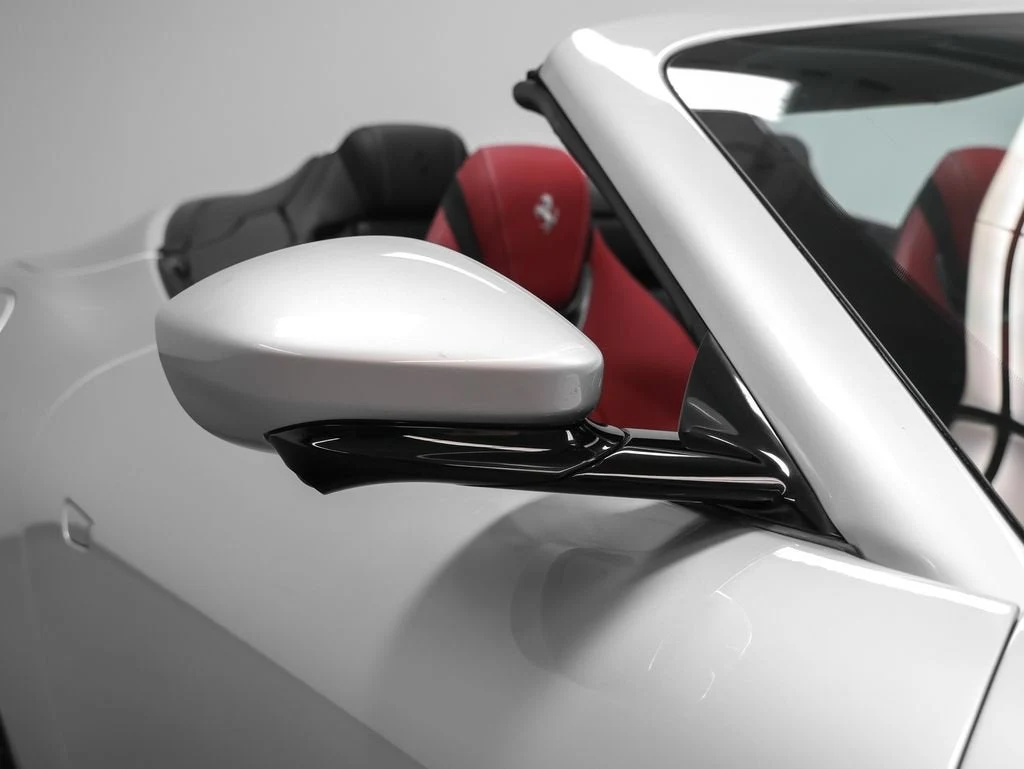 2025 Ferrari Roma Spider, 7/20