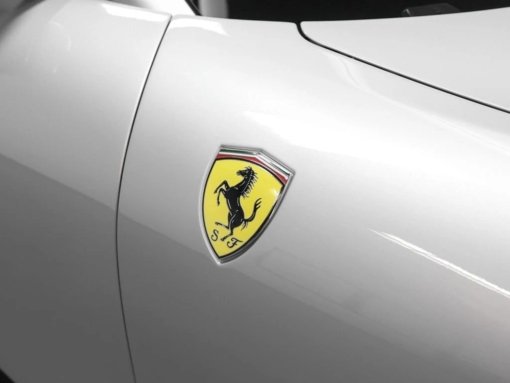 2025 Ferrari Roma Spider, 8/20