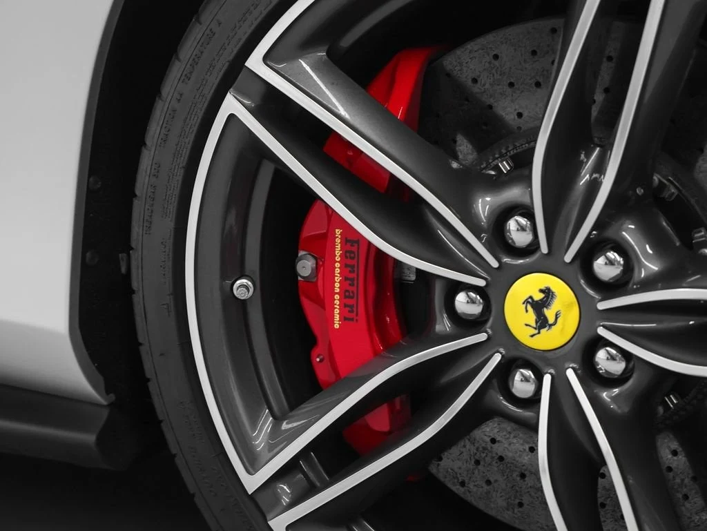 2025 Ferrari Roma Spider, 11/20