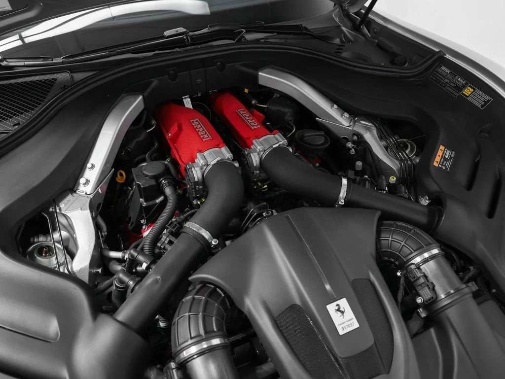 2025 Ferrari Roma Spider, 13/20