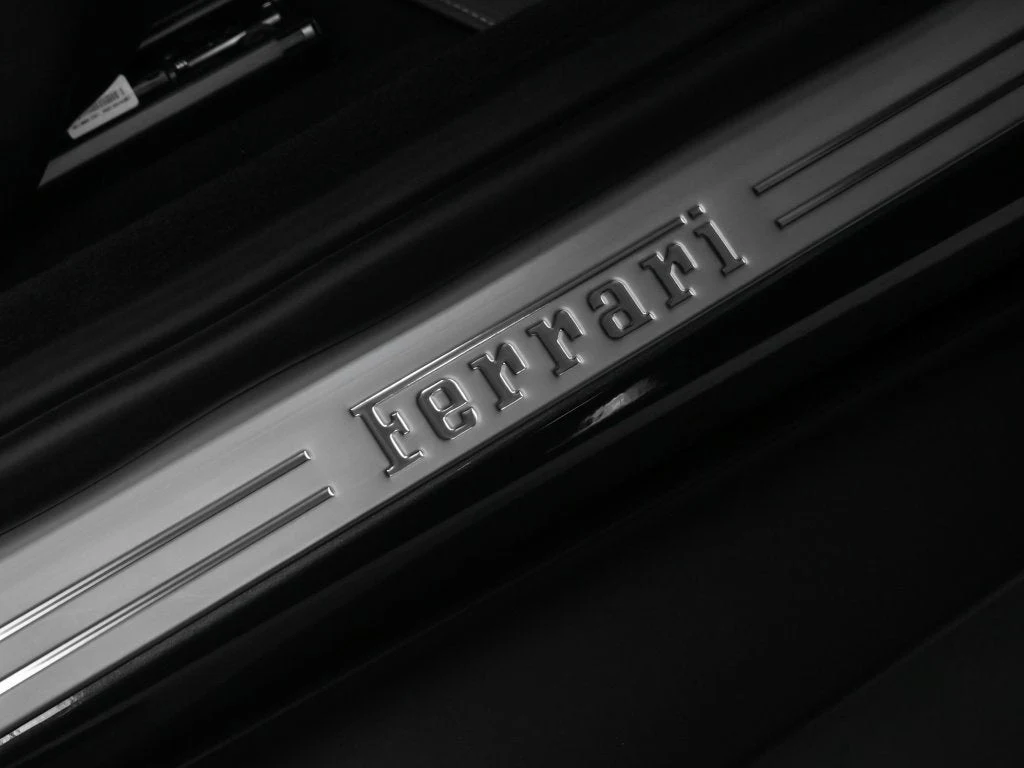 2024 Ferrari Roma Spider, 20/20