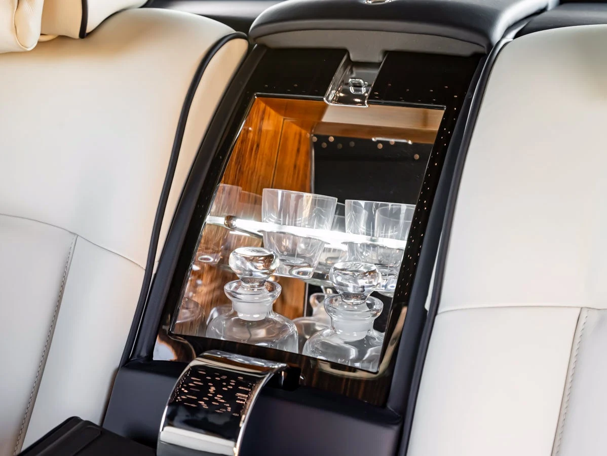 2016 Rolls-Royce Phantom VII Series II, 18/20