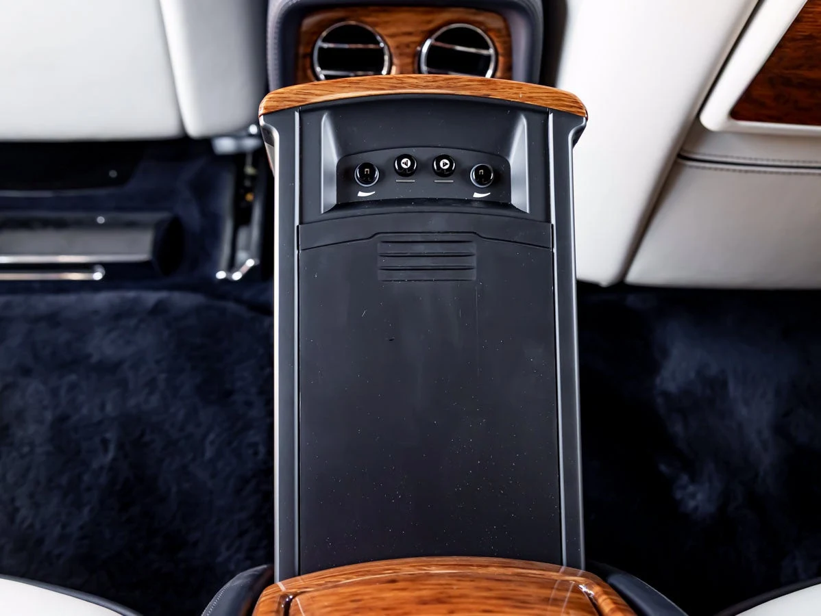 2016 Rolls-Royce Phantom VII Series II, 20/20