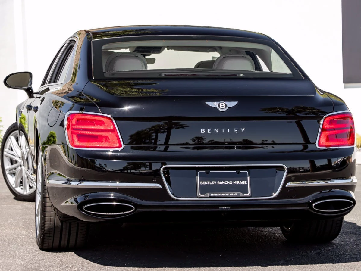 2026 Bentley Flying Spur V8 (4th Generation), 3/20