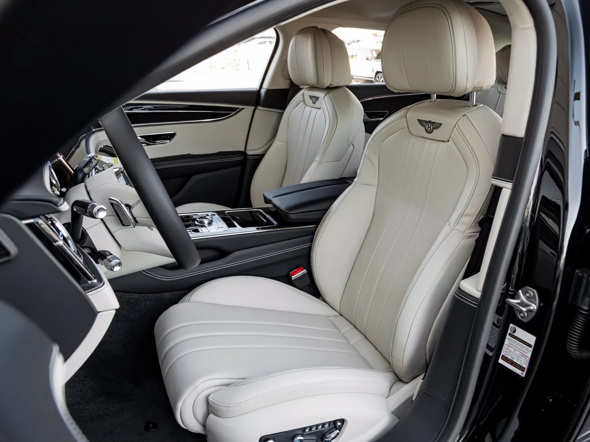2026 Bentley Flying Spur V8 (4th Generation), 16/20