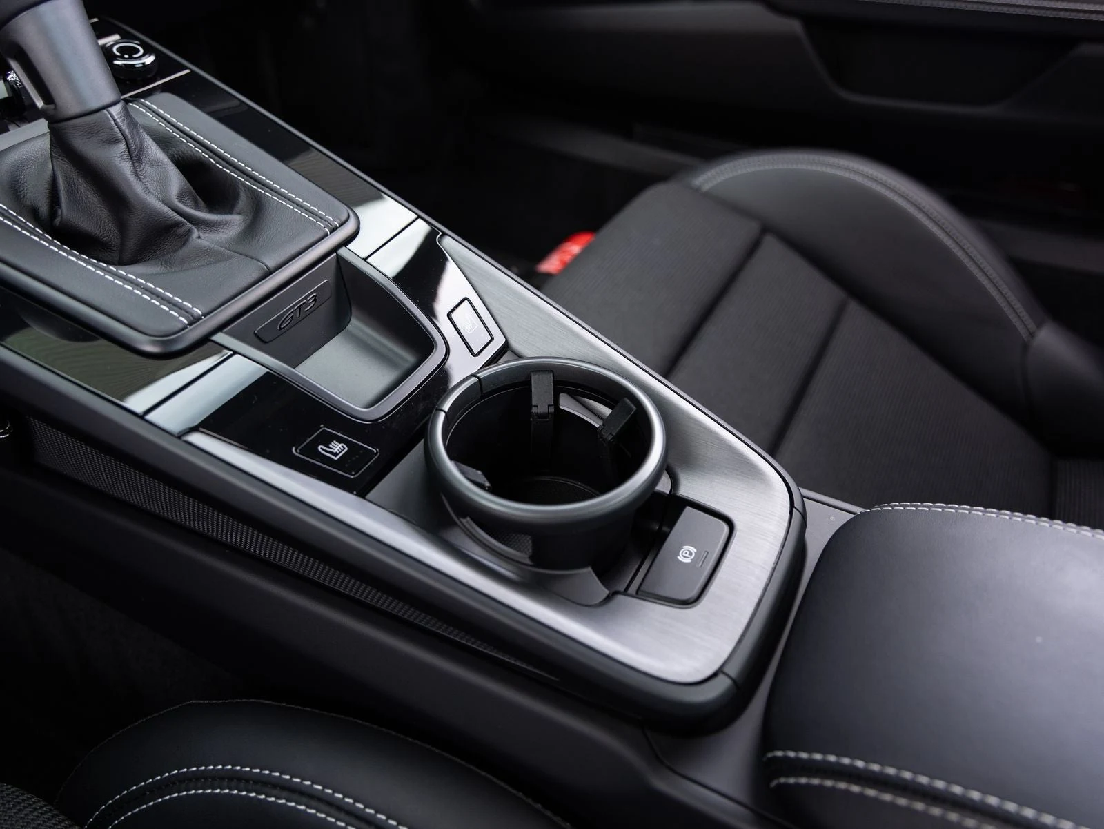 2024 Porsche 911 GT3 Touring (992.1), 19/20