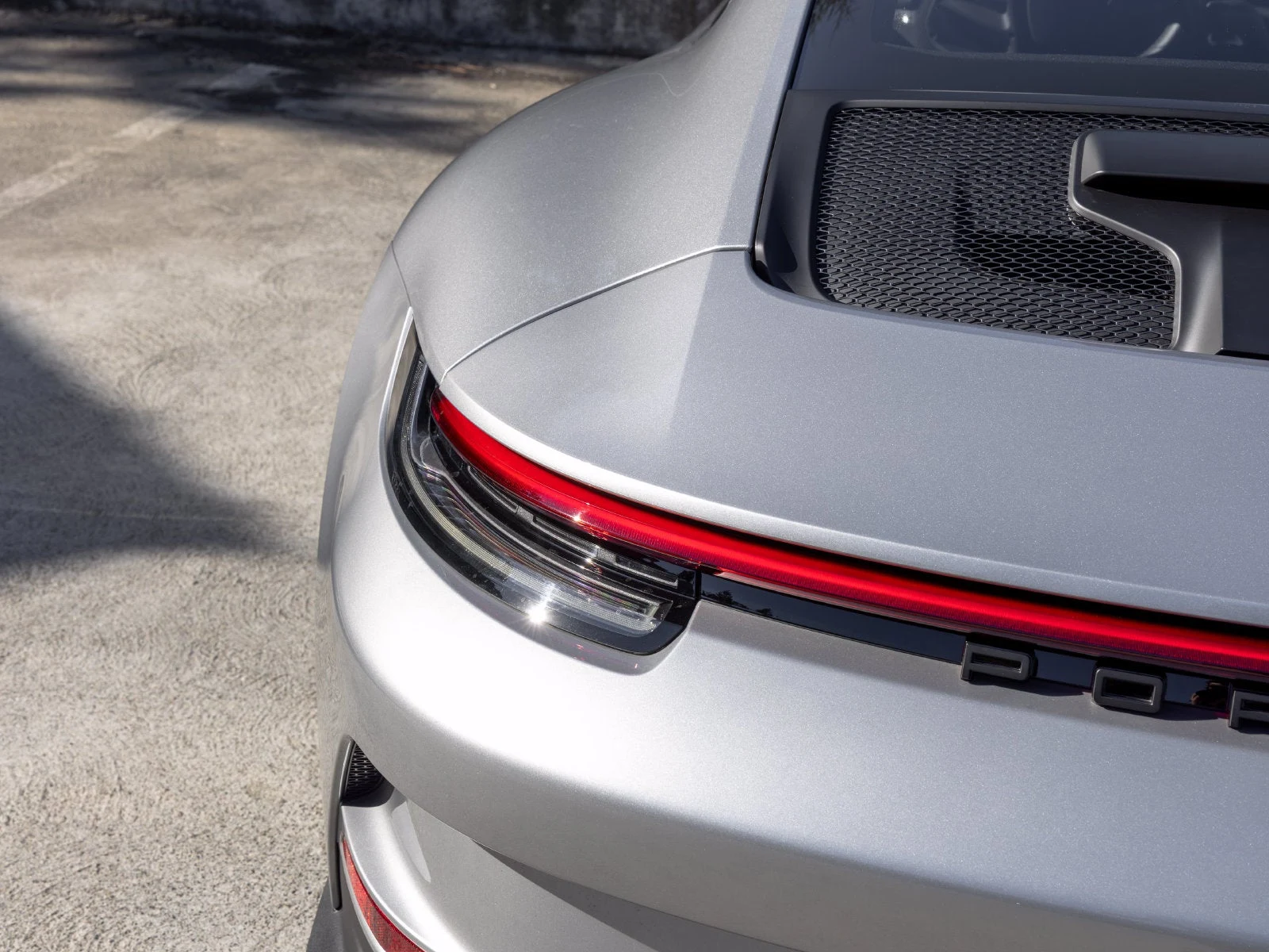 2022 Porsche 911 GT3 Touring (992.1), 18/20