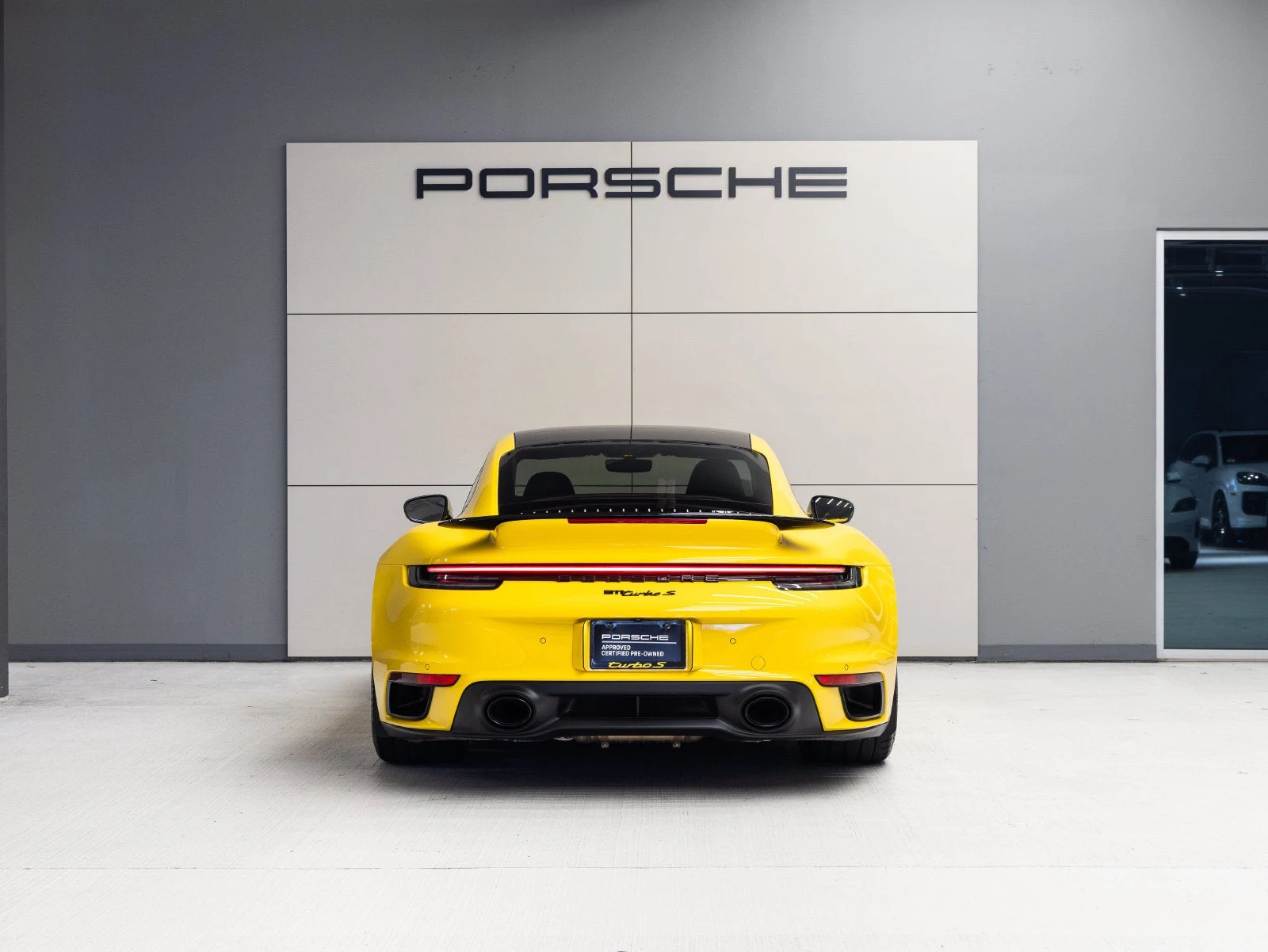 2023 Porsche 911 Turbo S (992.1), 6/20