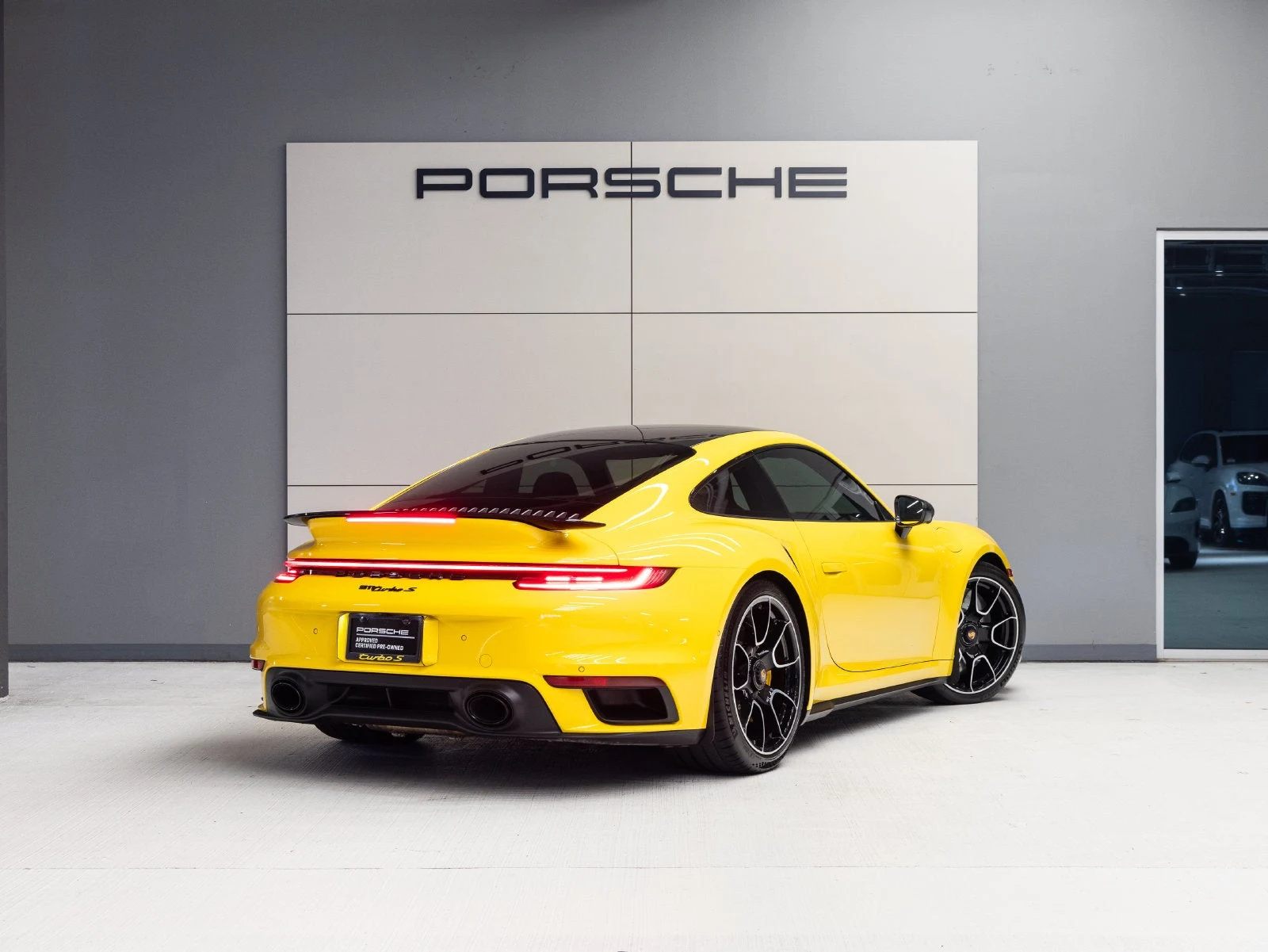 2023 Porsche 911 Turbo S (992.1), 7/20