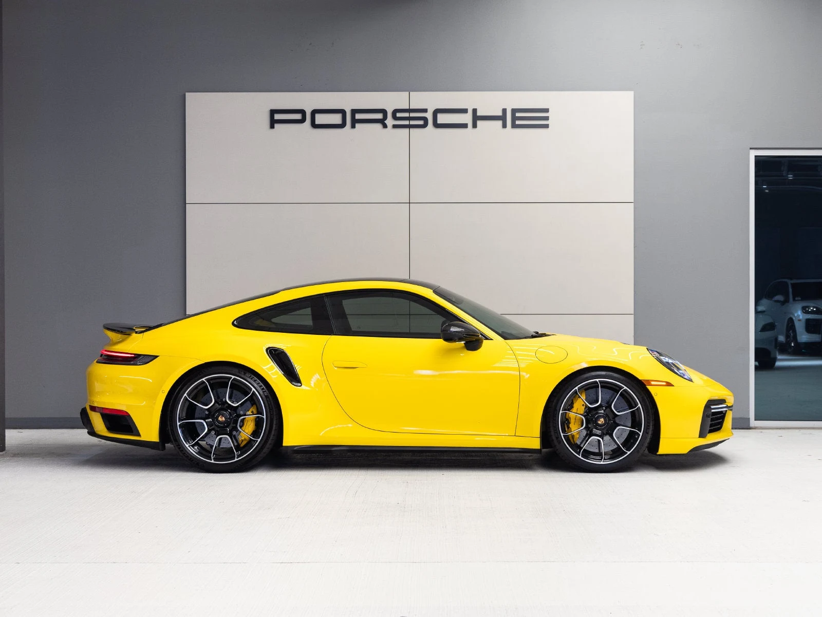2023 Porsche 911 Turbo S (992.1), 8/20