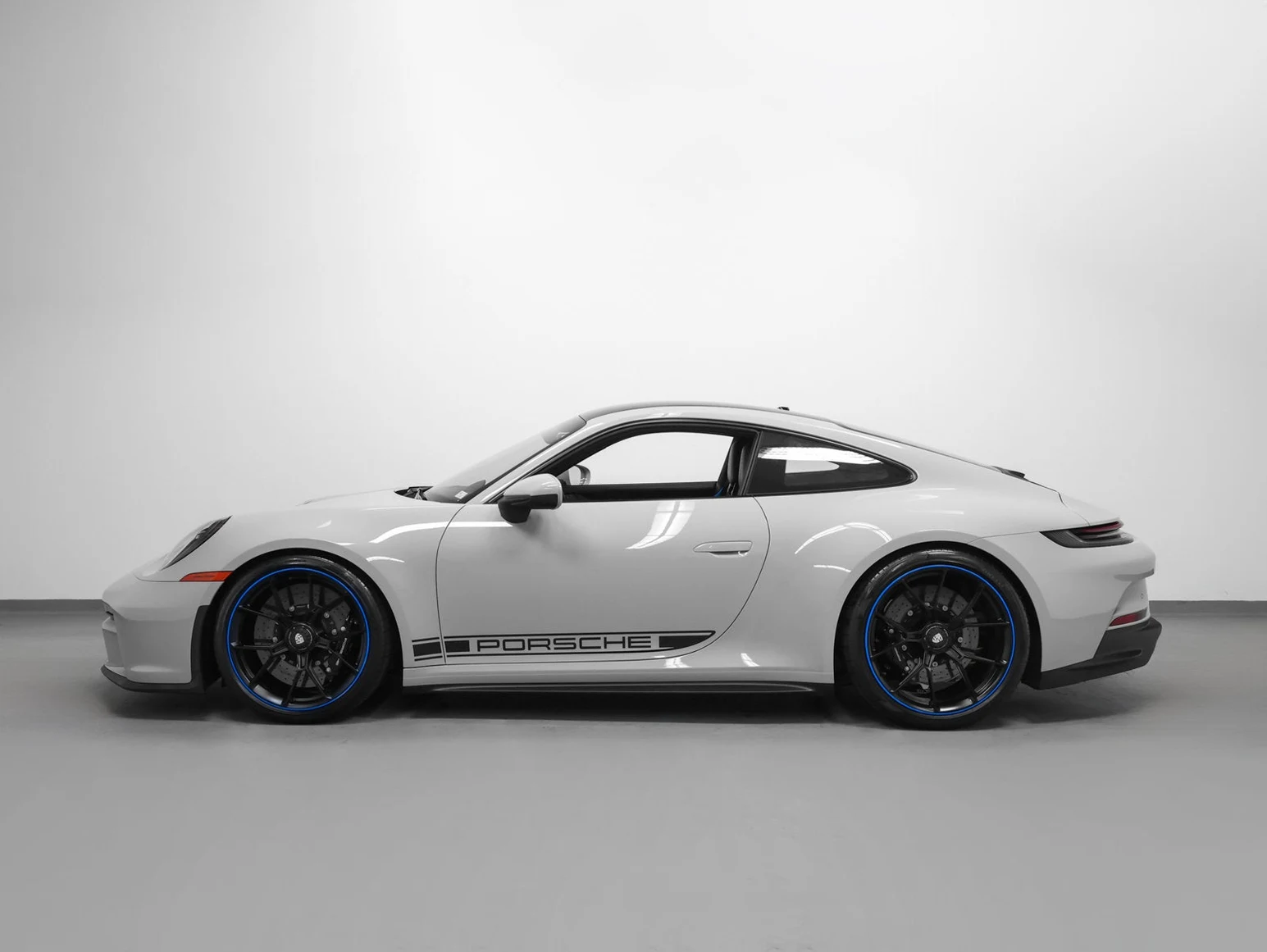 2022 Porsche 911 GT3 Touring (992.1), 2/20