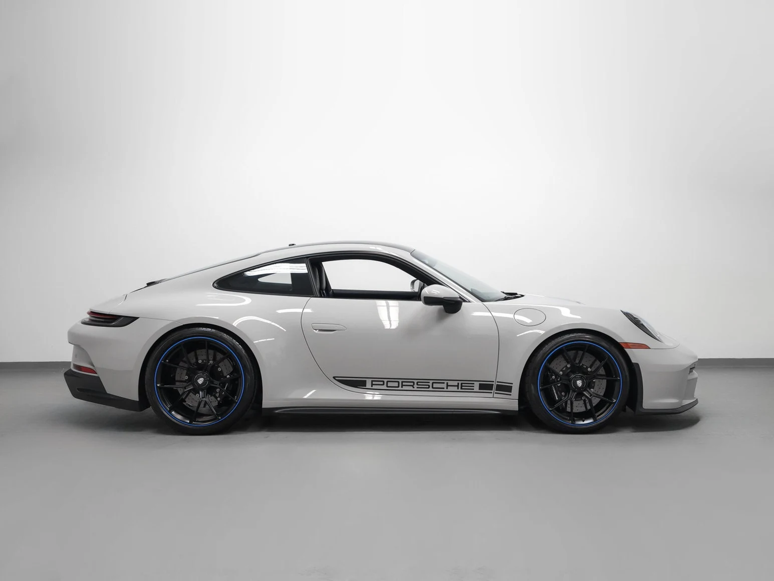 2022 Porsche 911 GT3 Touring (992.1), 12/20
