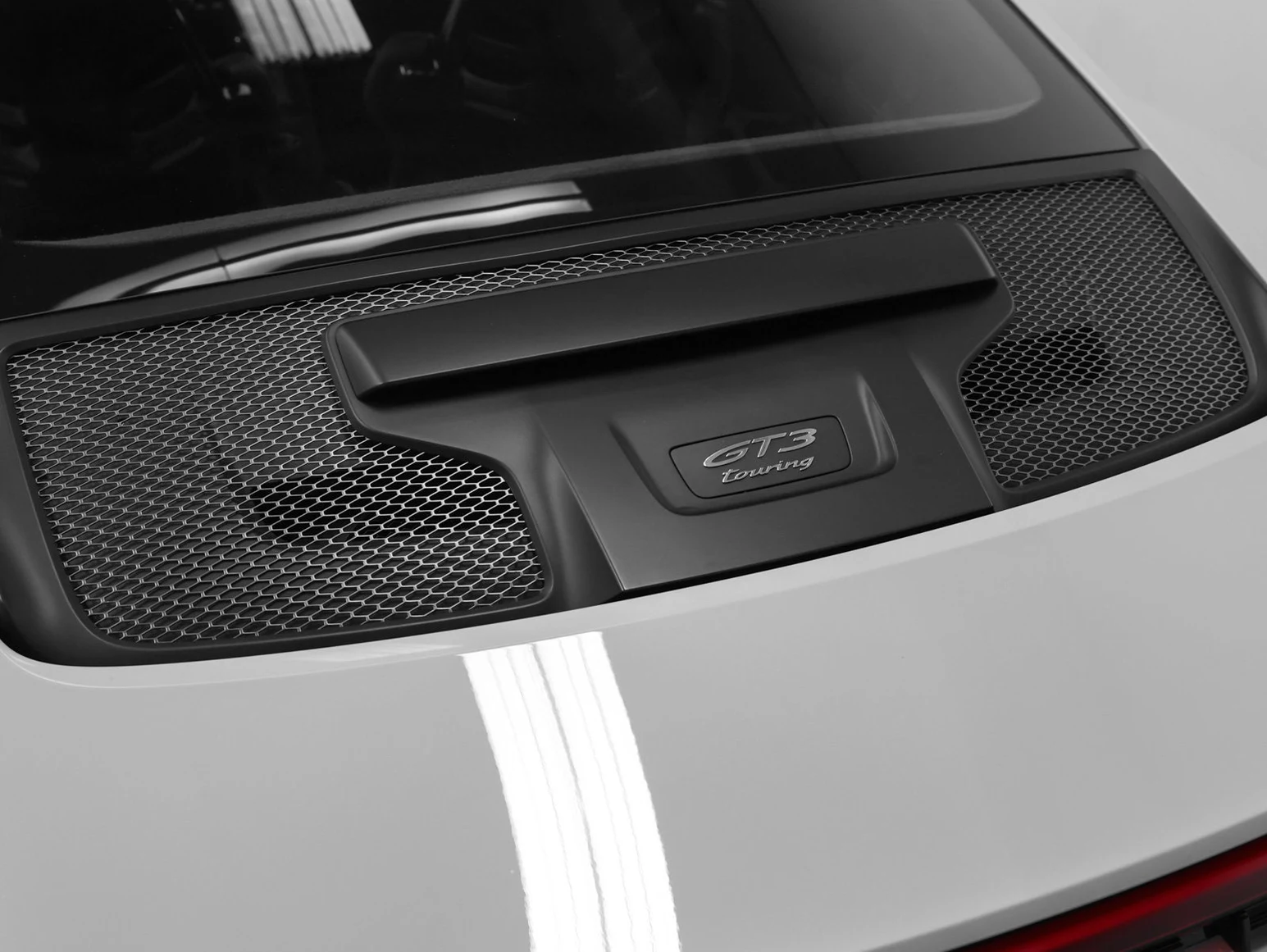 2022 Porsche 911 GT3 Touring (992.1), 19/20